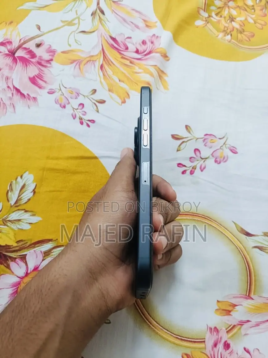 অ্যাপল আইফোন ১৬ প্রো ম্যাক্স ২৫৬ জিবি ব্ল্যাক