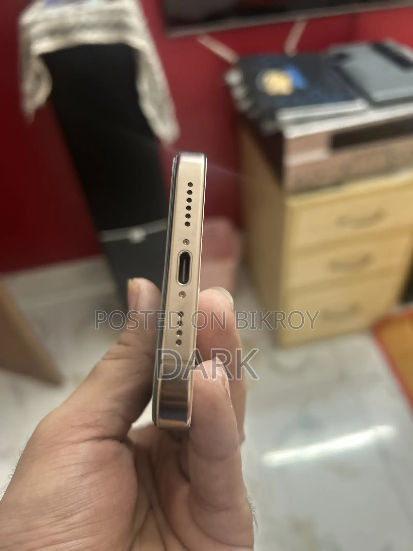 Apple iPhone 16 Pro Max 256 GB Gold