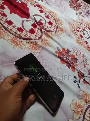 আইটেল এস২৫ ১২৮ জিবি সাদা