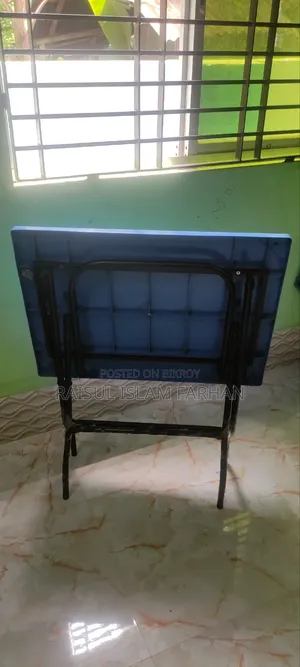 প্লাস্টিকের ৩টা ফোল্ডিং টেবিল বিক্রি হবে