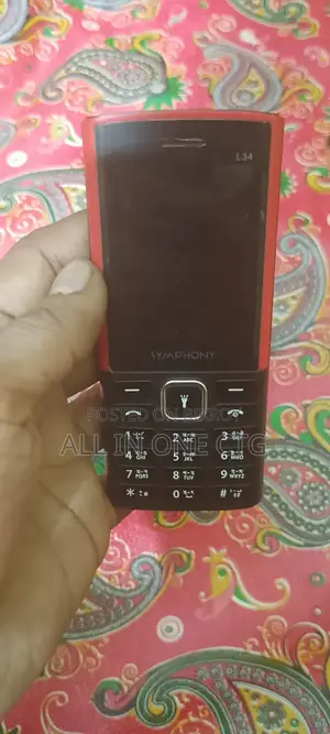 সিম্ফনি এল৩৪ ব্ল্যাক