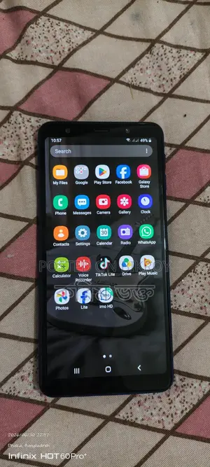 Samsung Galaxy A7 128 GB Silver