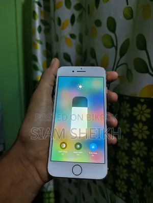 Apple iPhone 8 64 GB White