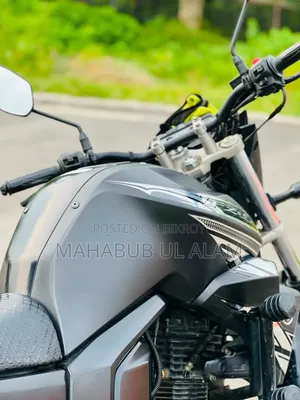 ইয়ামাহা এফজেড৬ ২০২৩ কালো