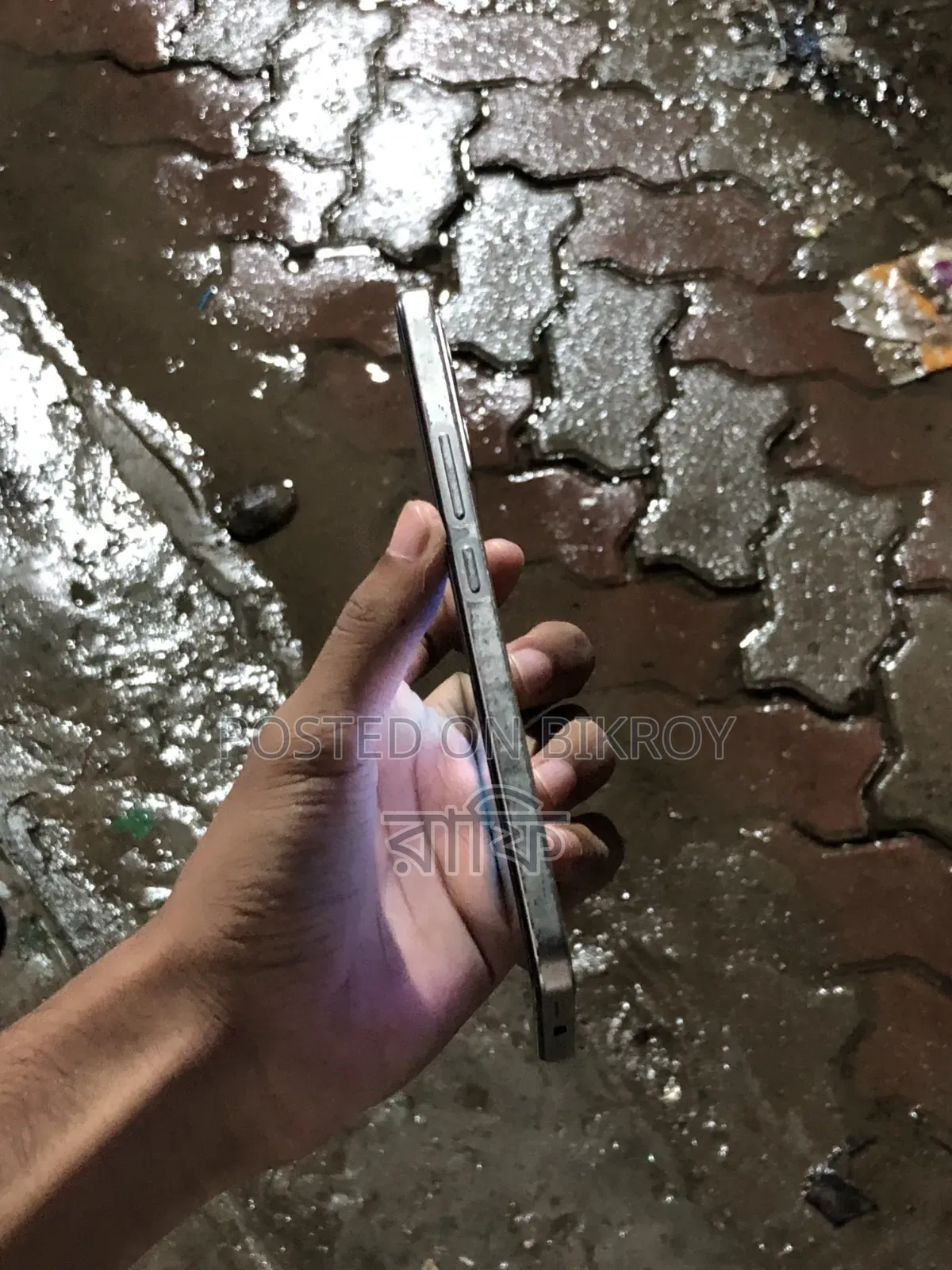 Vivo V25e 128 GB Orange