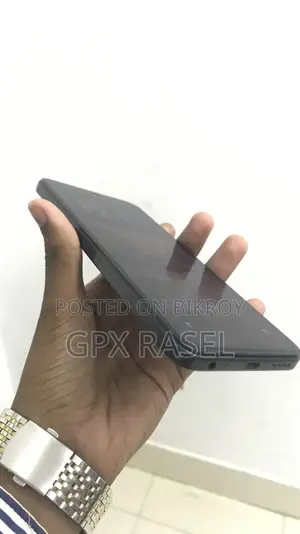 Infinix Hot 60i 128 GB Black