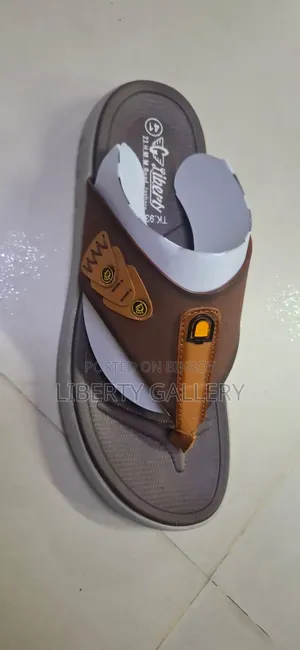 লেদার স্যান্ডেল