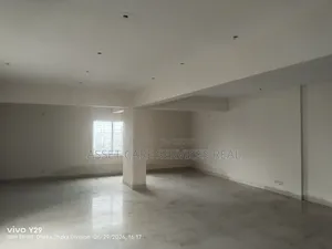 বাণিজ্যিক স্পেস ভাড়ার জন্য