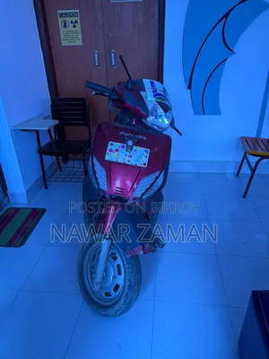 Mahindra Centuro 2018 Red