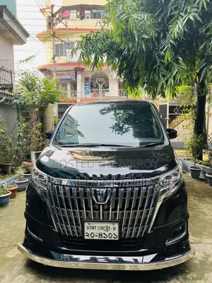 Toyota Esquire ২.০ ফোর-হুইল ড্রাইভ (৭ সিটার) ২০১৭ কালো