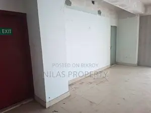জিম/অফিস ফ্রন্ট ভিউ ৮০০০ বর্গফুট কমার্শিয়াল স্পেস ভাড়া