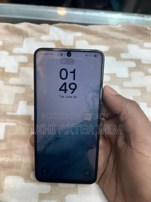 SQ 8 GB White