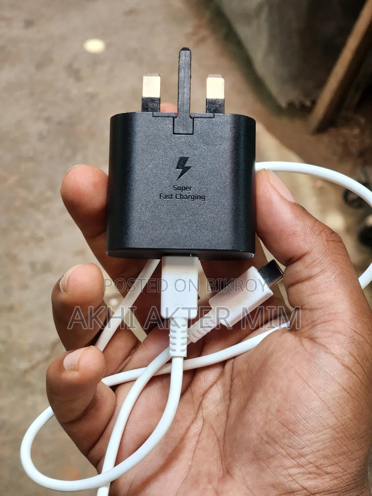 SQ 8 GB White