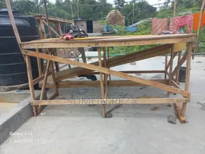 বাসা বাড়ি,শোরুম রং করার জন্য দুইটা টেবিল বিক্রয় করা হইবে।