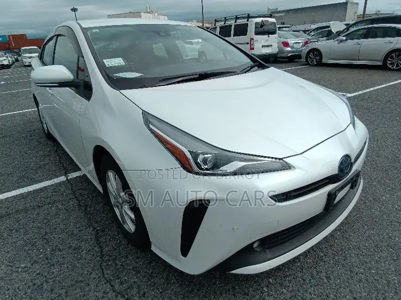 Toyota Prius 2021 Pearl