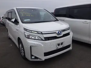 Toyota Voxy 2021 Pearl