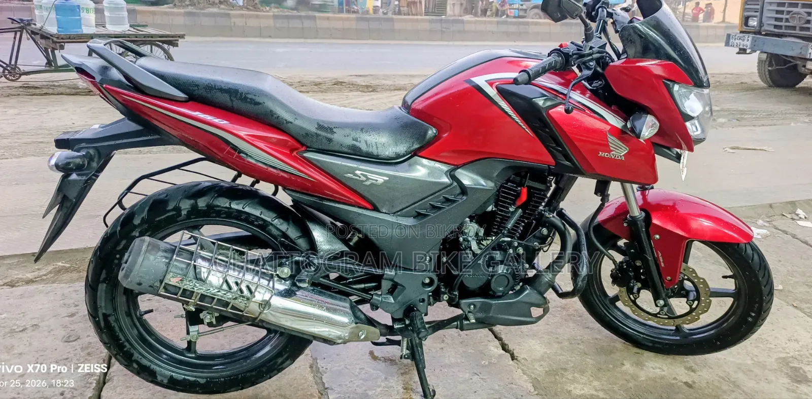Honda 2025 Red