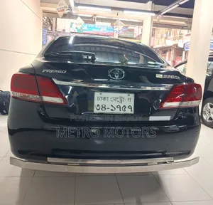 Toyota Premio 2017 Black