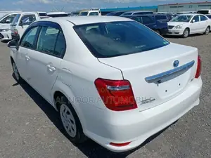 Toyota Axio 2021 Pearl