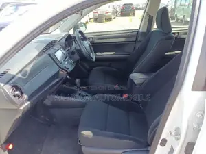 Toyota Axio 2021 Pearl