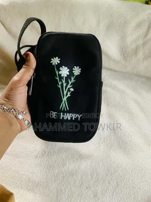 Handmade Art Bag's
