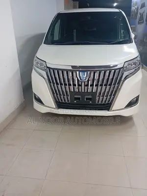 Toyota Esquire 2021 Pearl