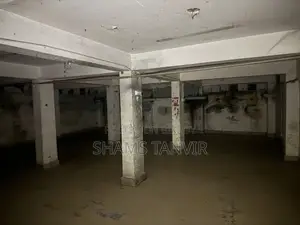 ১০০০ বর্গফুট ওয়্যারহাউস / গোডাউন বিক্রয়ের জন্য, ৬০ ফিট এর কাছে, মিরপুর ২