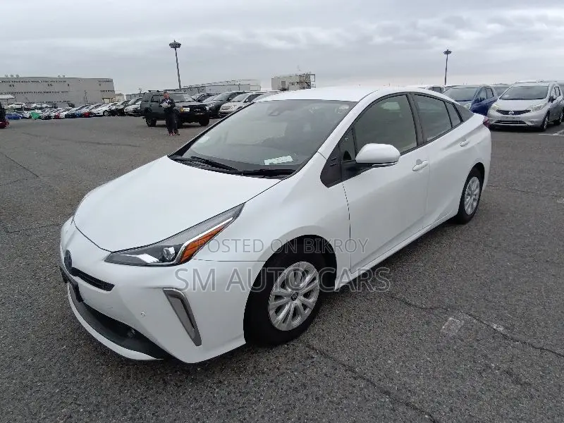 Toyota Prius 2021 Pearl