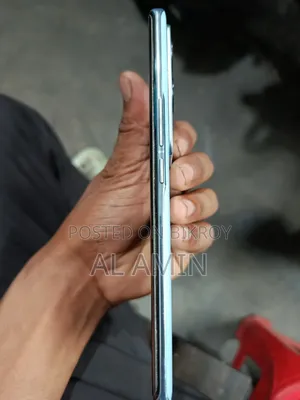 ভিভো এস১৭ ২৫৬ জিবি ব্লু