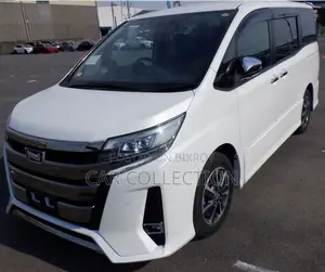 Toyota Noah 2021 Pearl