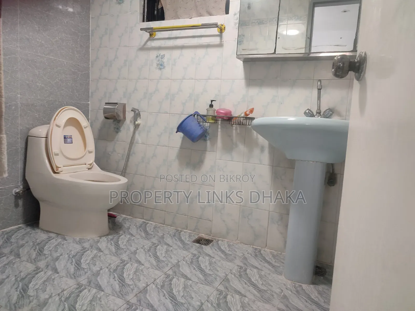 3-bedroom Apartment in Gulshan for Rent
