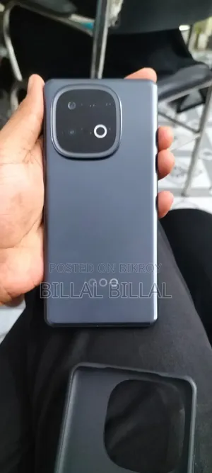 New iQOO Z10 256 GB Black