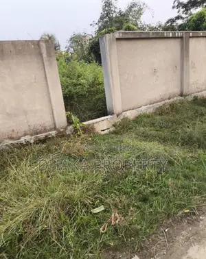সেক্টর-১৬/জে-তে ২১০ ফুট কাছে, ৩ কাঠা দক্ষিণমুখী জমি