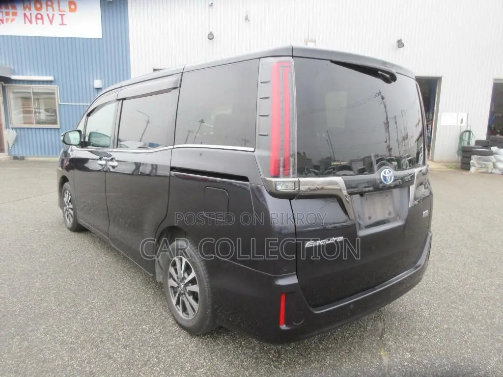 Toyota Esquire 2021 Black