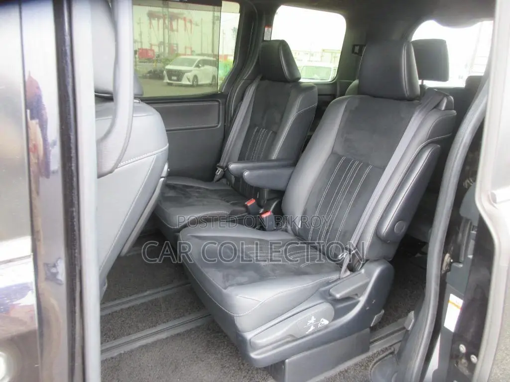 Toyota Esquire 2021 Black