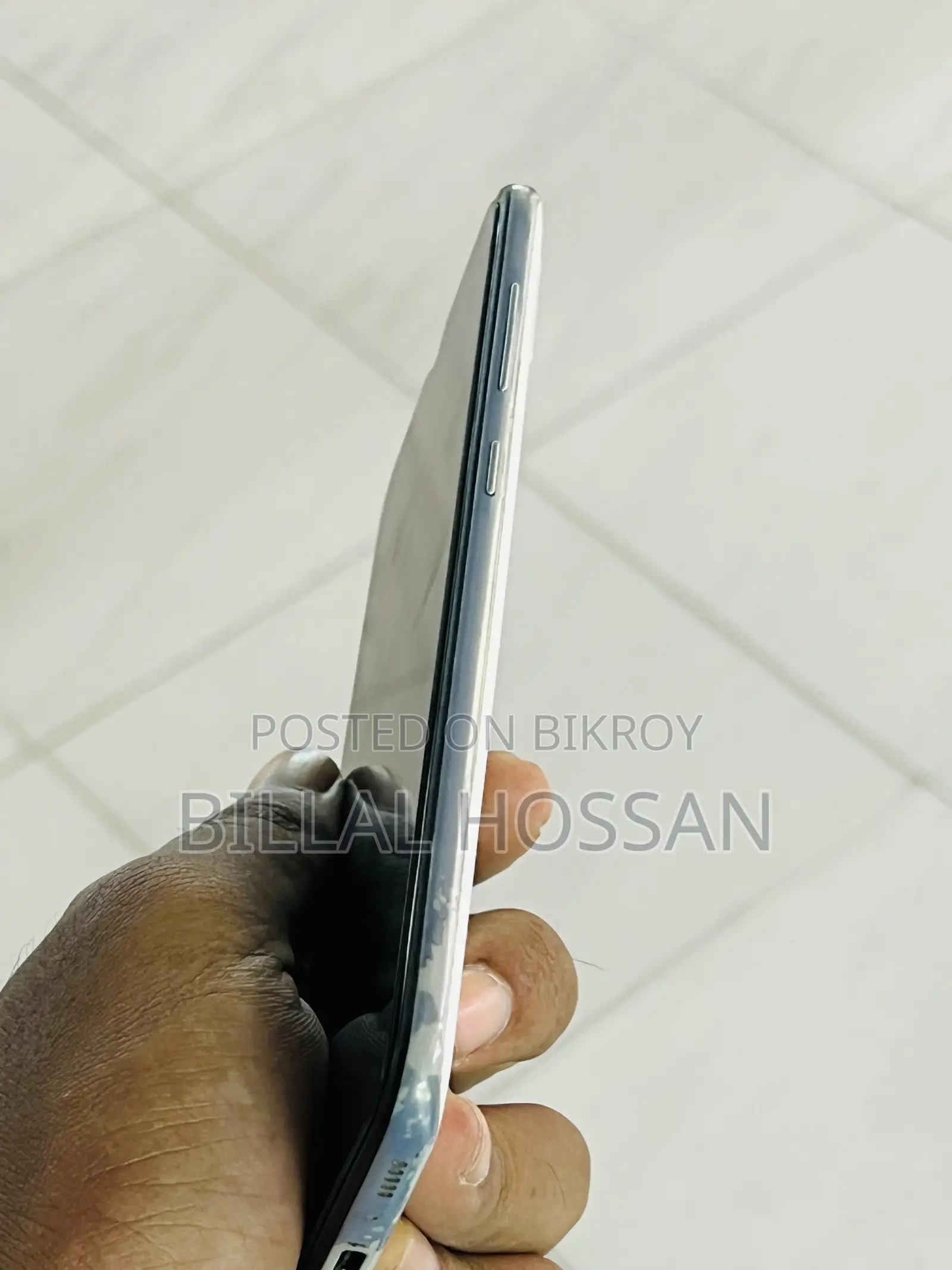 Samsung Galaxy A70 128 GB White