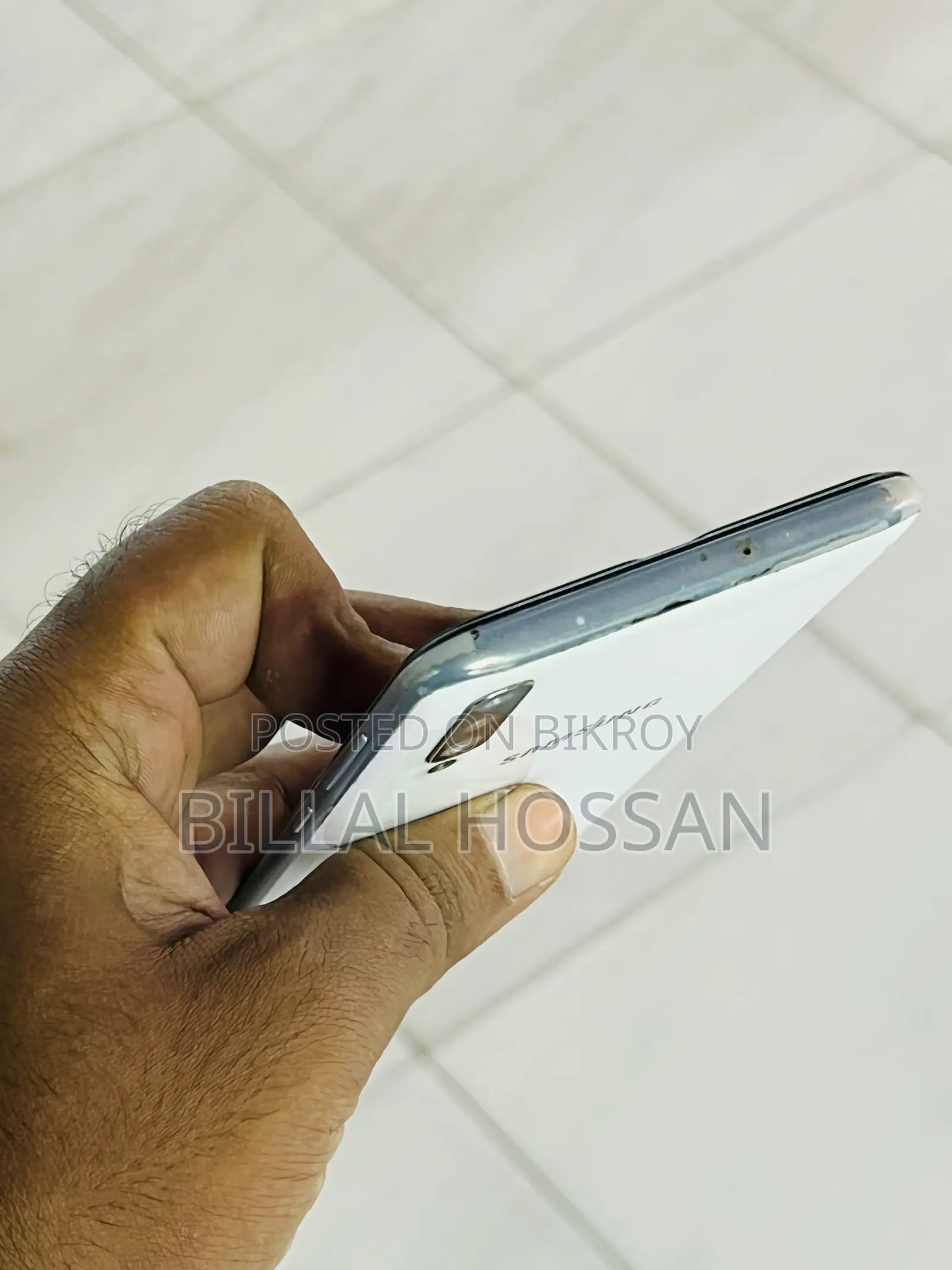 Samsung Galaxy A70 128 GB White