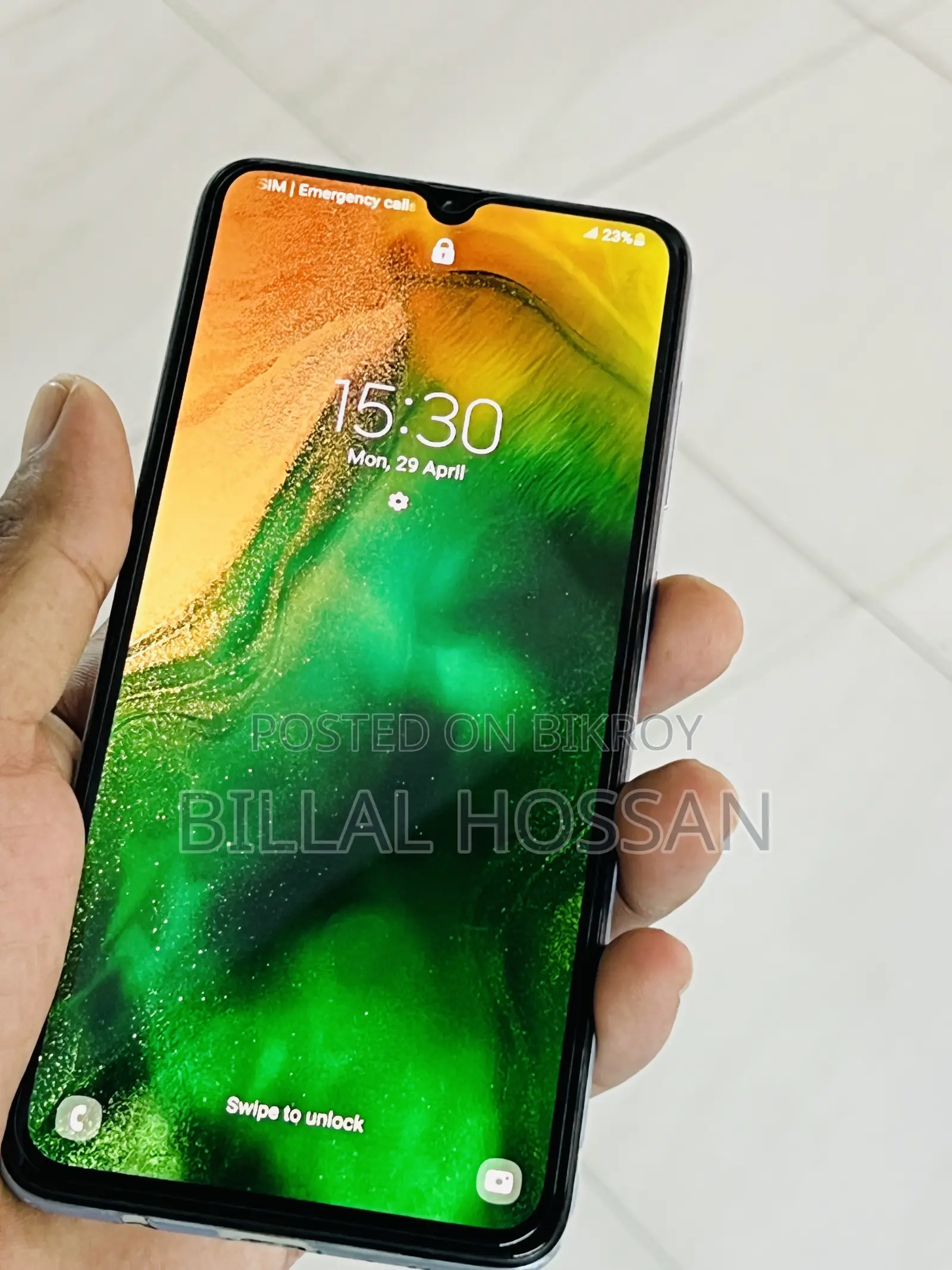 Samsung Galaxy A70 128 GB White