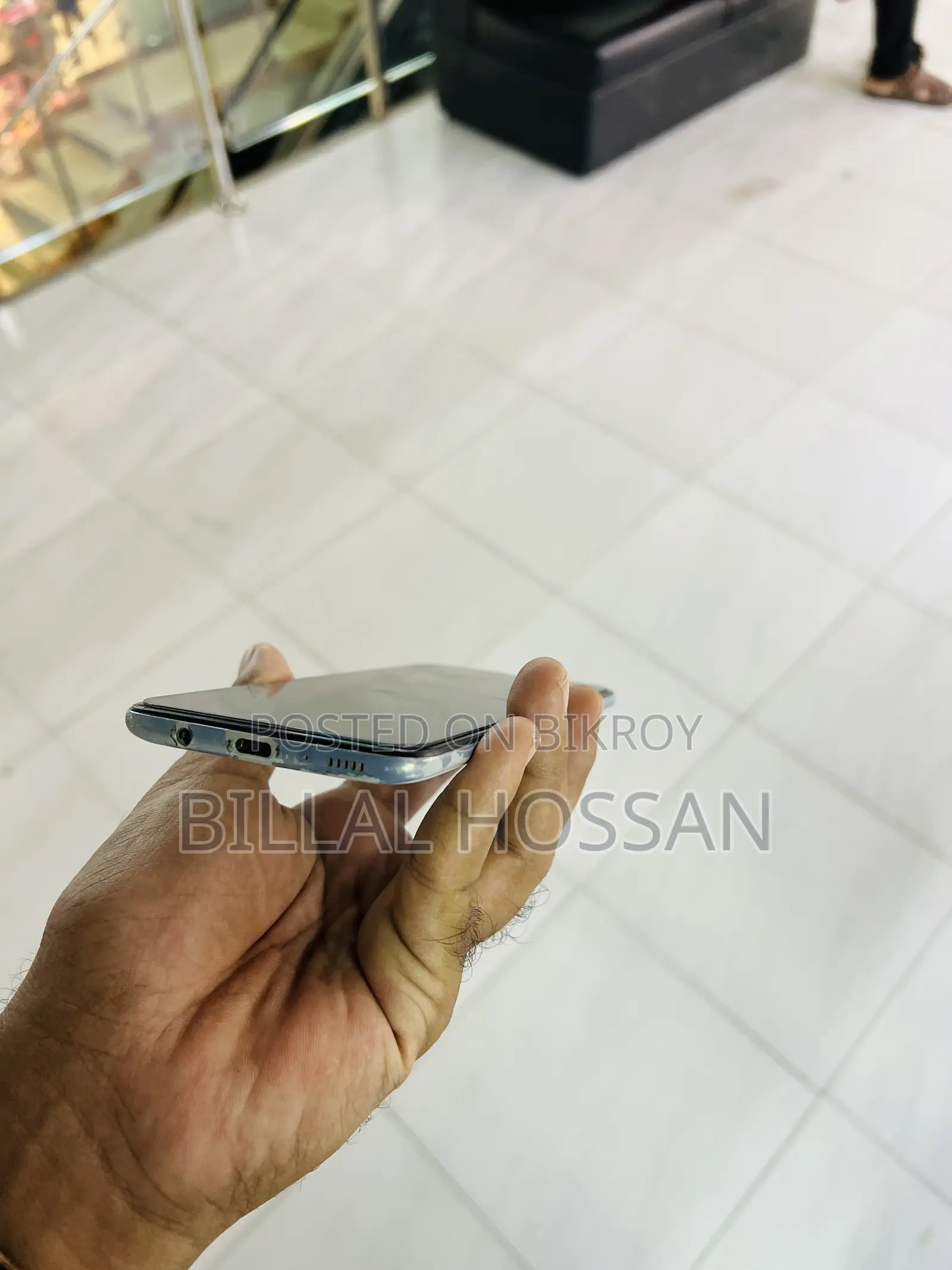 Samsung Galaxy A70 128 GB White