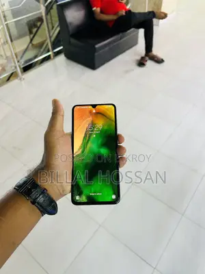 Samsung Galaxy A70 128 GB White