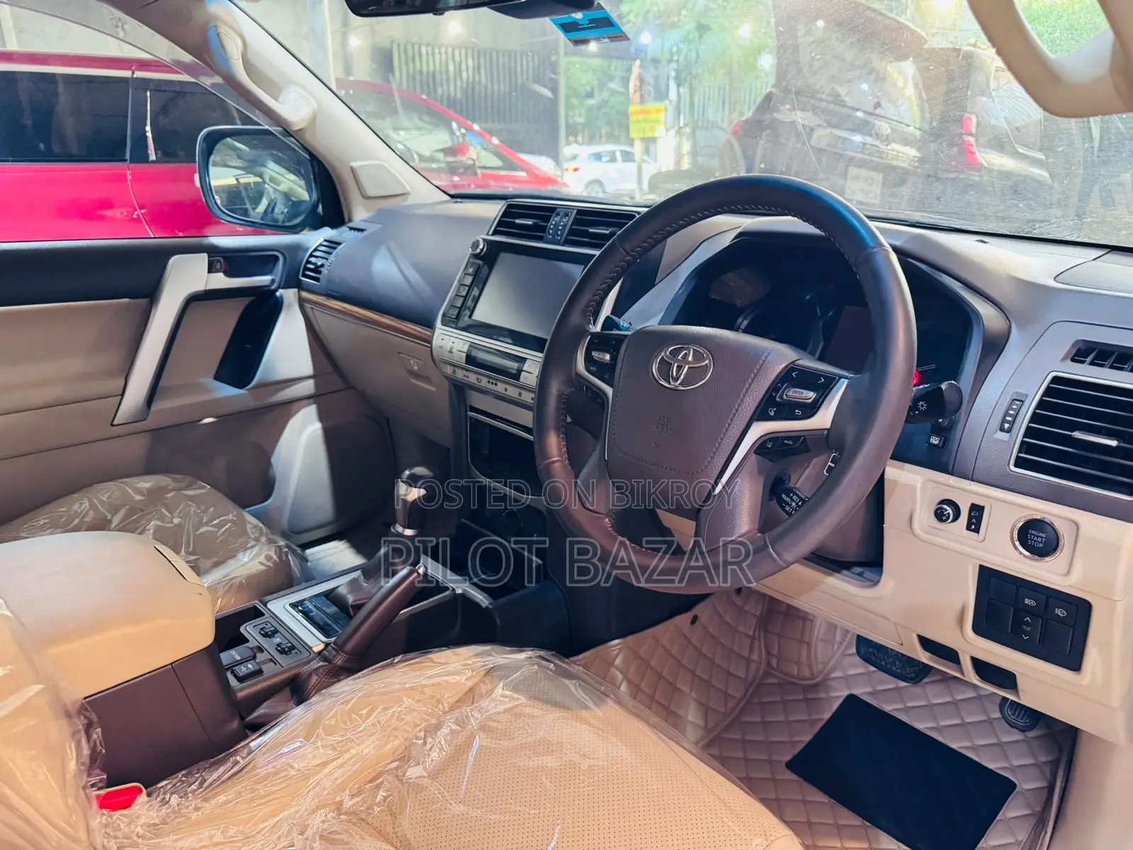 Toyota Land Cruiser Prado 4.0 Petrol TX 2018 Pearl