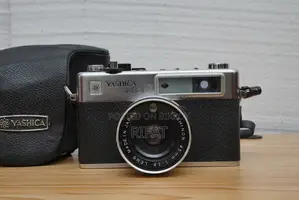 Yashica Mg 1
