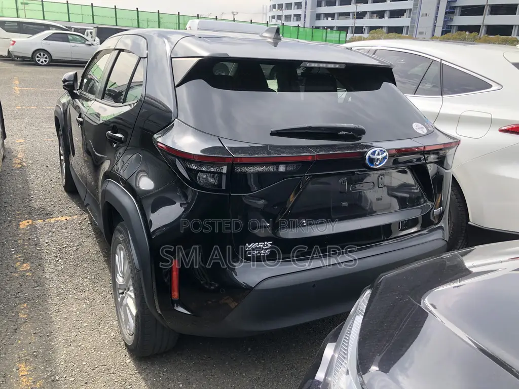 Toyota Yaris Cross 1.5 Hybrid FWD 2021 Black