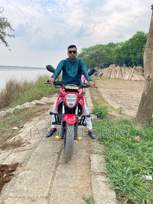 Suzuki Gixxer 2024 Red
