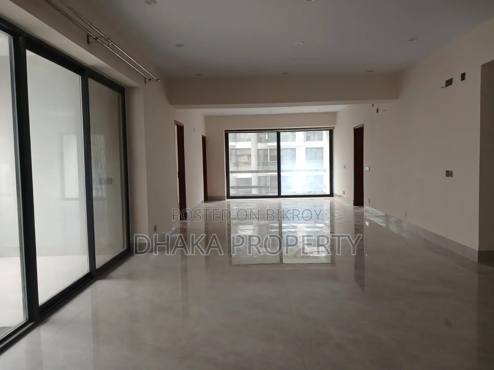 4 Bedroom Apartment in Suvastu, Baridhara for sale