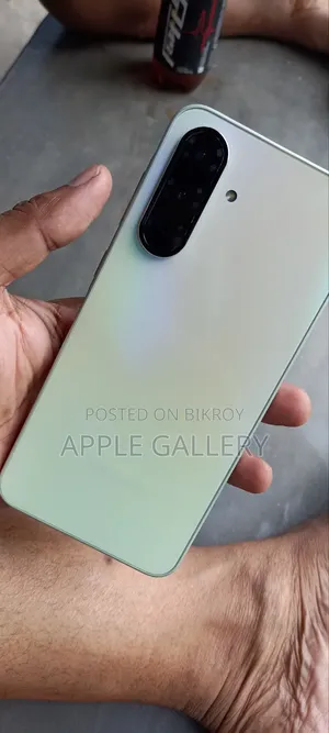 স্যামসাং গ্যালাক্সি এ৩৬ ১২৮ জিবি