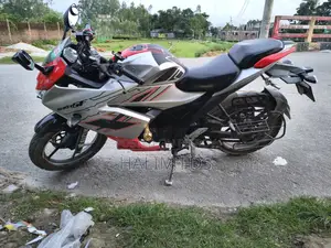 সুজুকি জিক্সার এসএফ ২০২৪ অরেঞ্জ