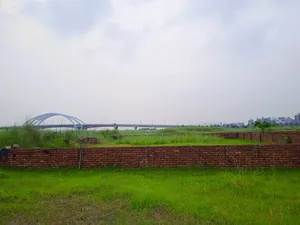 বসুন্ধরা P ব্লকে ৫ কাঠার সাউথ-ওয়েস্ট কর্নার প্লট বিক্রয়