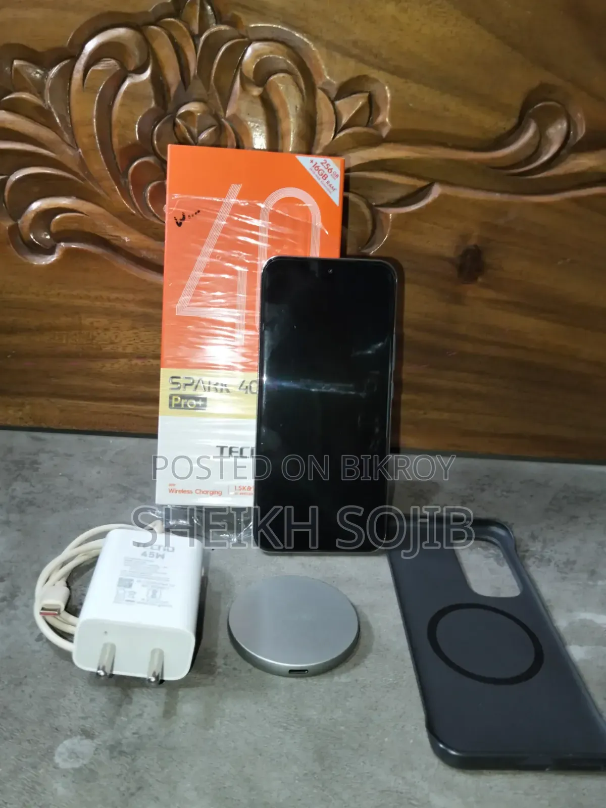Tecno Spark 40 Pro+ ২৫৬ জিবি সাদা