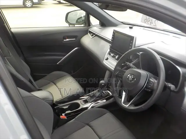 Toyota Corolla Cross 1.8 Hybrid FWD 2021 Gray
